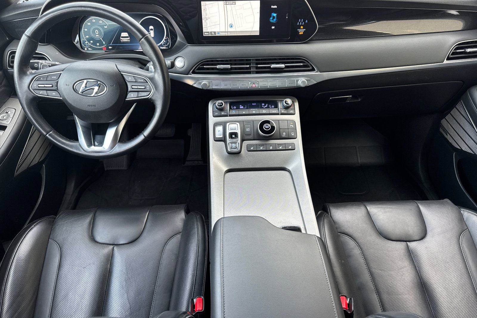 Used 2022 Hyundai Palisade Calligraphy w/ Winter Package image 15