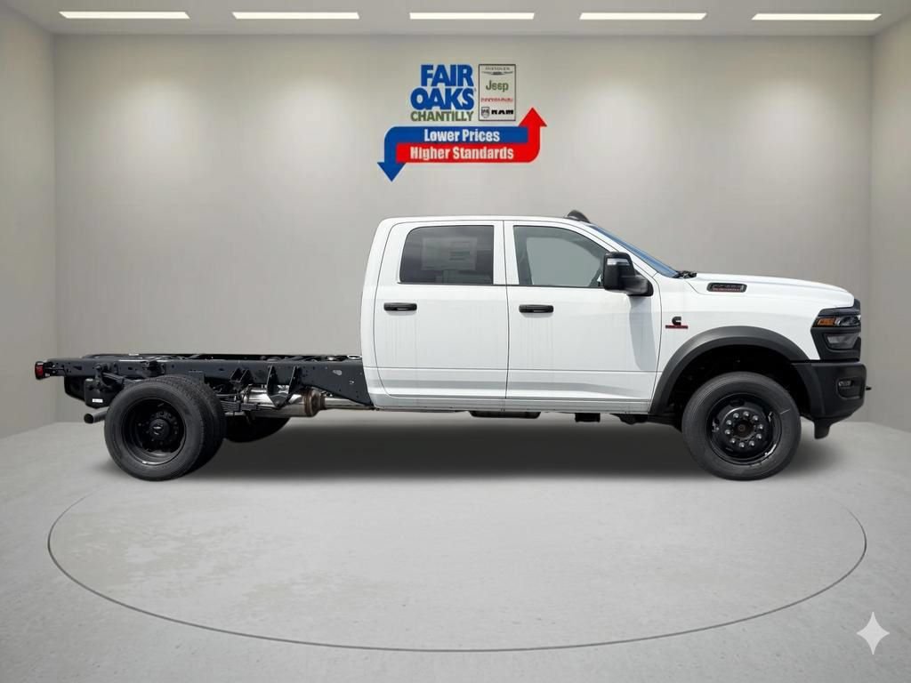 New 2026 RAM 5500 Tradesman AWD/4WD image 4