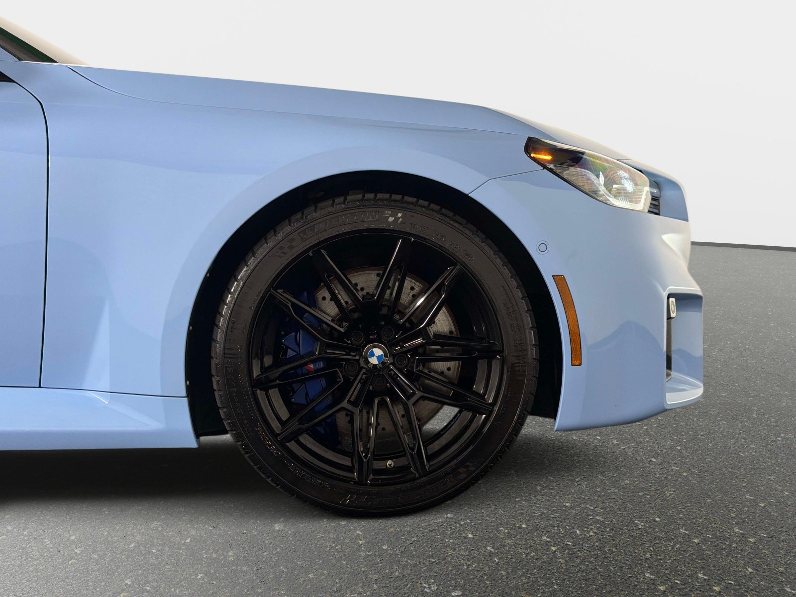 Used 2023 BMW M2 w/ Lighting Package RWD image 21
