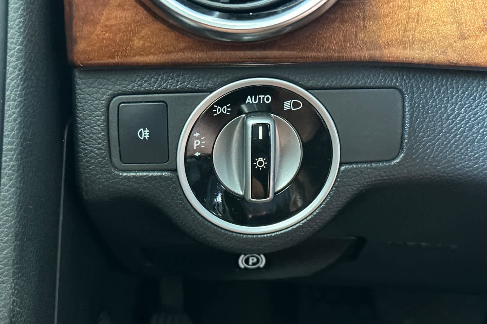 Used 2013 Mercedes-Benz GLK 350 2WD image 28