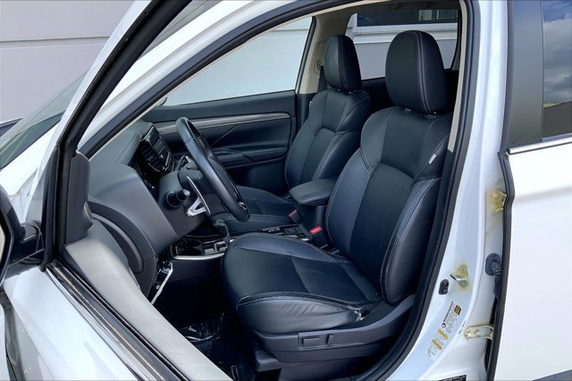 Used 2019 Mitsubishi Outlander GT AWD/4WD image 25