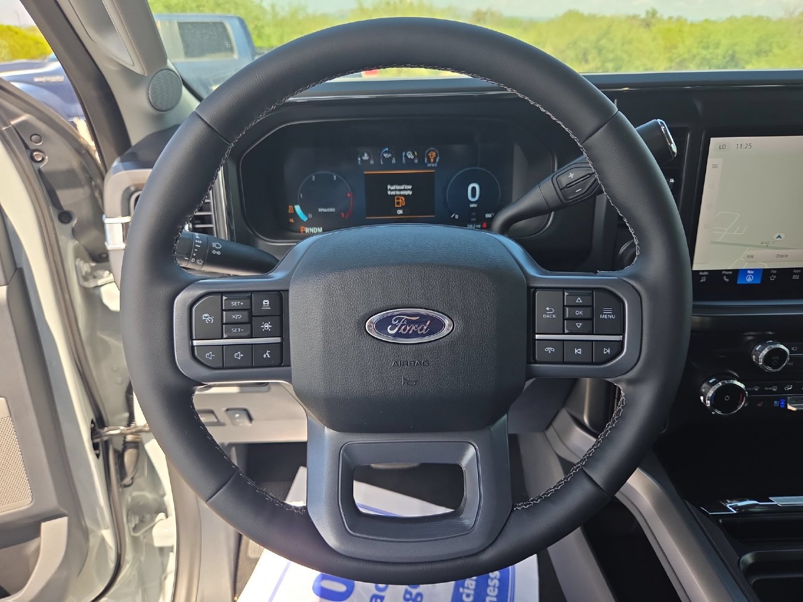 New 2026 Ford F250 Lariat w/ Black Appearance Package AWD/4WD image 25