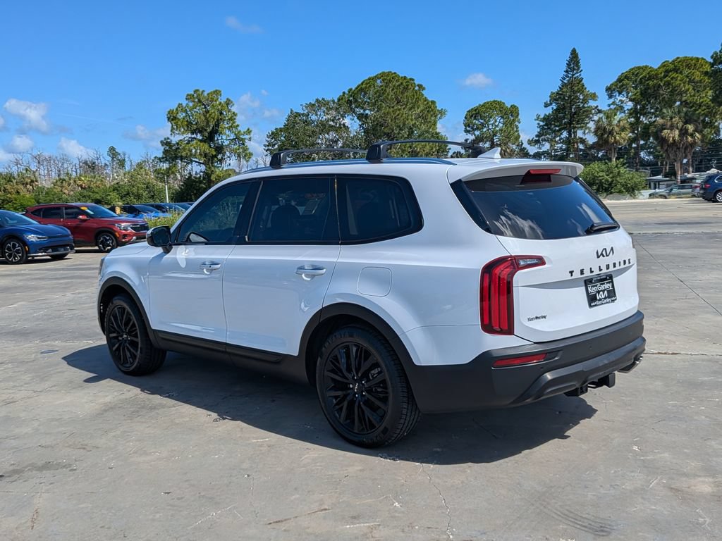 Certified 2022 Kia Telluride SX w/ Towing Package FWD image 6