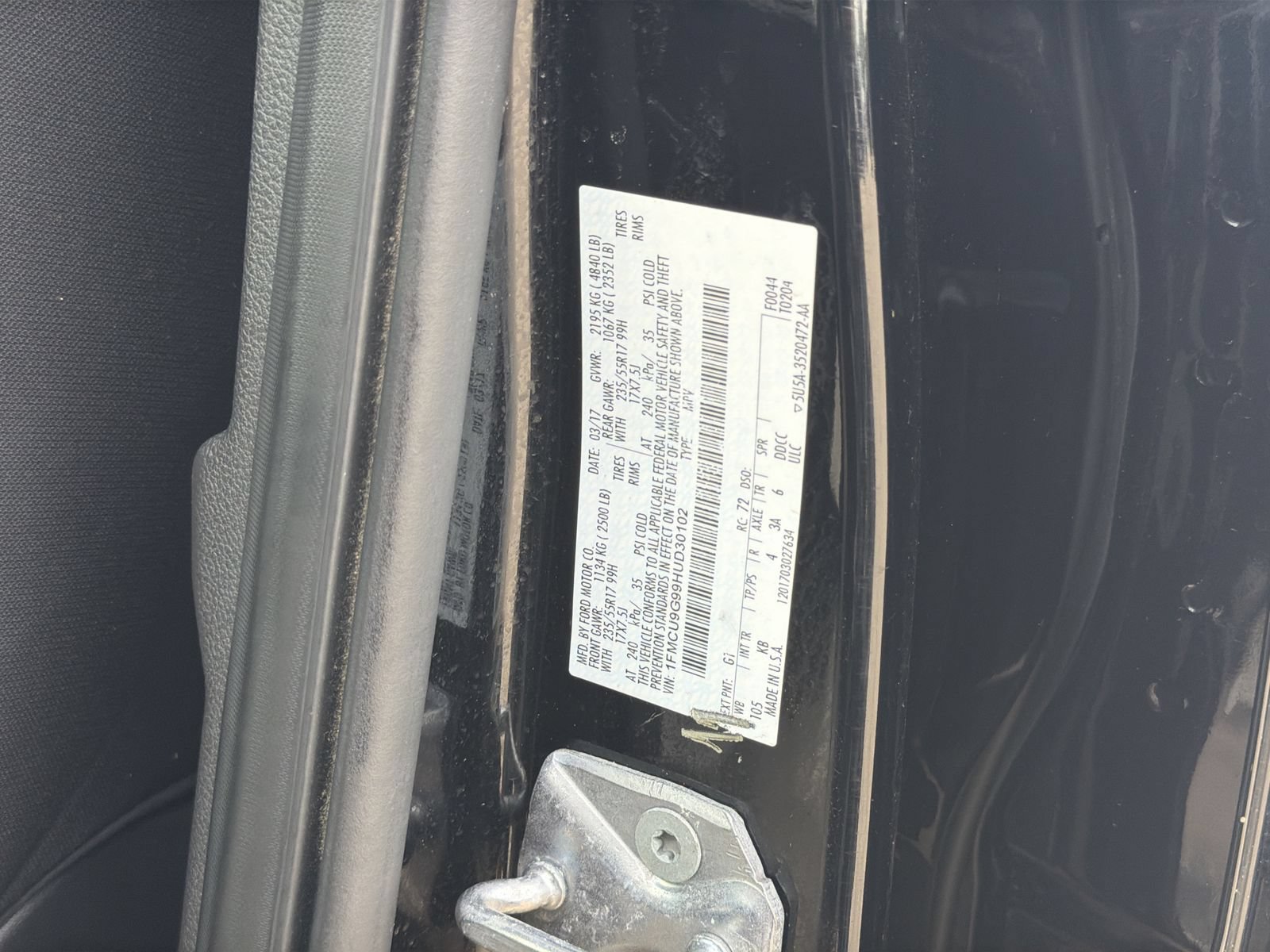 Used 2017 Ford Escape SE AWD/4WD image 35
