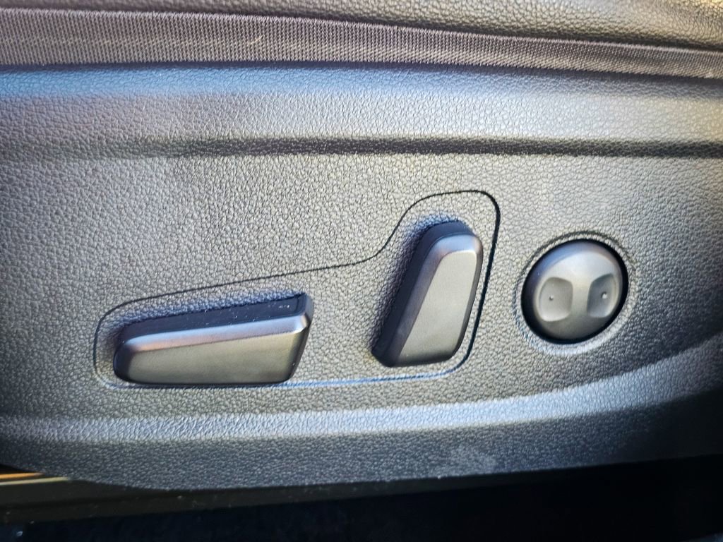 Used 2020 Hyundai Santa Fe SEL image 15