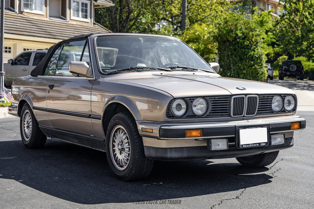 Used 1989 BMW 325i Convertible RWD image 20