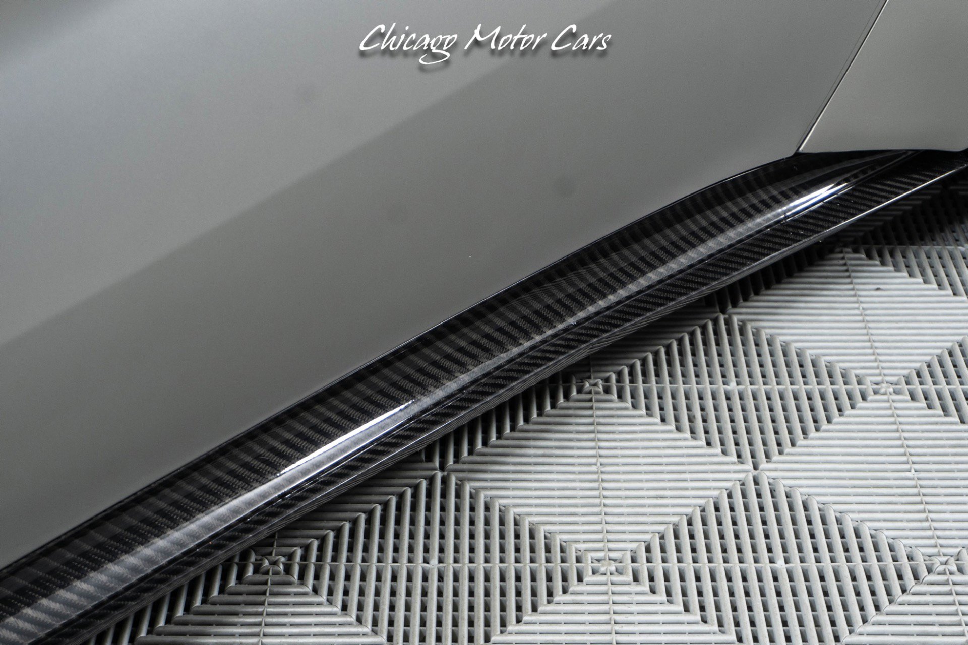 Used 2016 Ferrari F12 Berlinetta RWD image 6