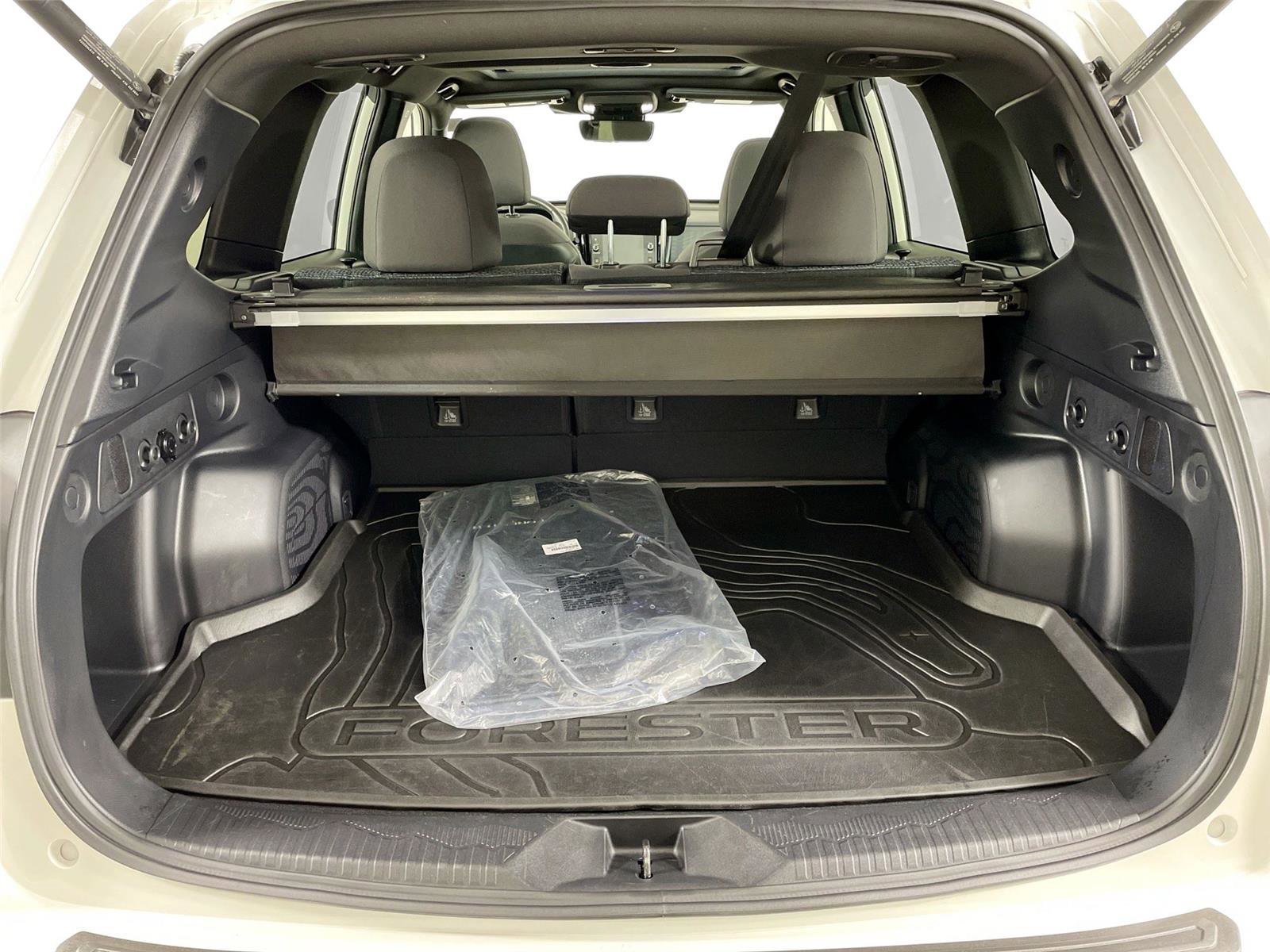 Used 2025 Subaru Forester Premium w/ Convenience Package #1 image 26