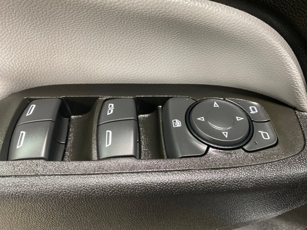 Used 2024 Chevrolet Equinox LS w/ LS Convenience Package AWD/4WD image 30