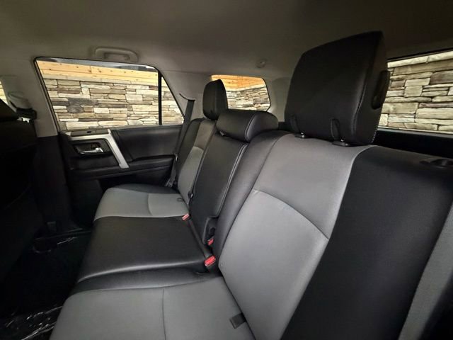 Used 2022 Toyota 4Runner SR5 Premium AWD/4WD image 29