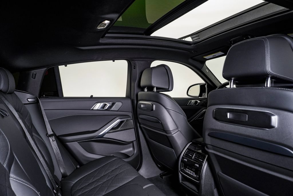 Used 2025 BMW X6 M60i w/ Executive Package AWD/4WD image 16