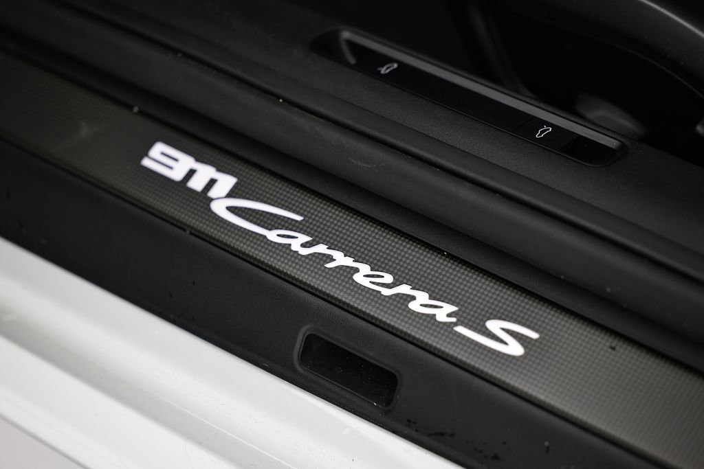 Certified 2021 Porsche 911 Carrera RWD image 22