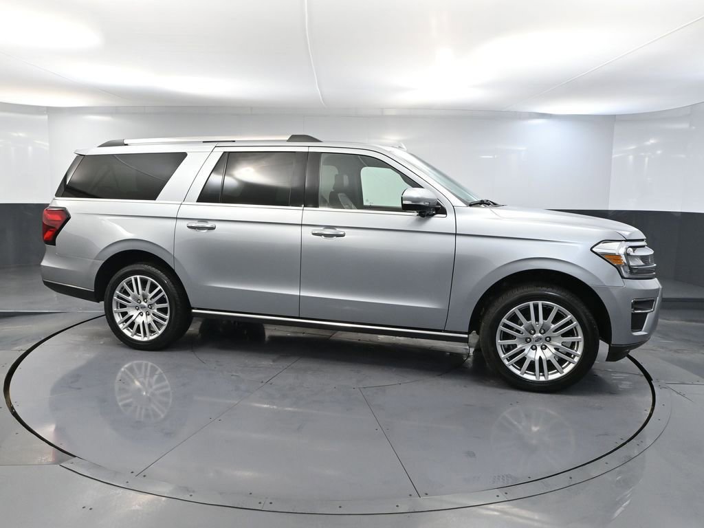 Used 2024 Ford Expedition Max Limited image 4