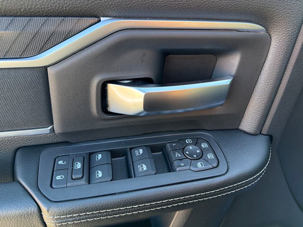 New 2026 RAM 2500 Big Horn AWD/4WD image 19