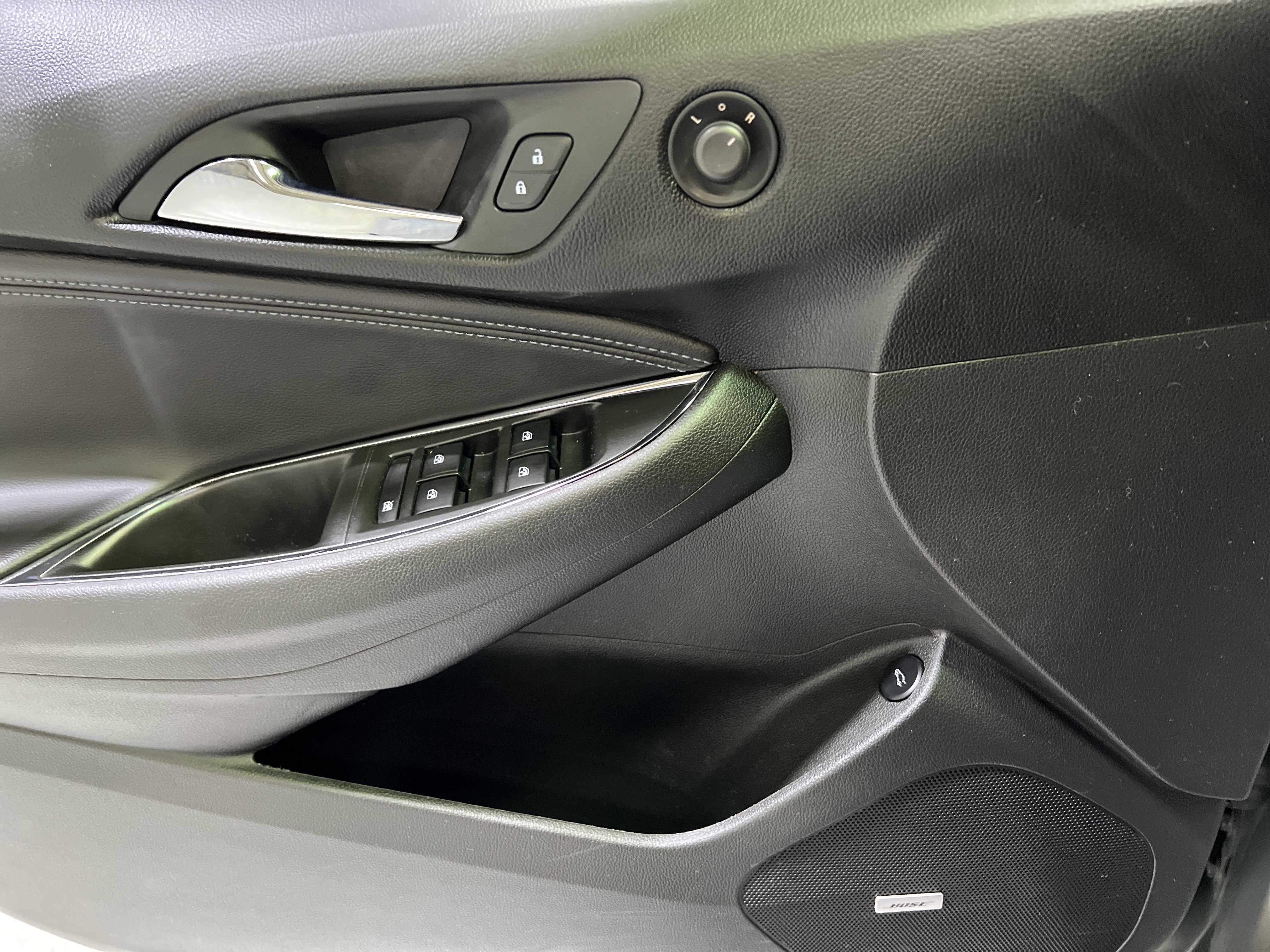 Used 2018 Chevrolet Cruze LT image 25