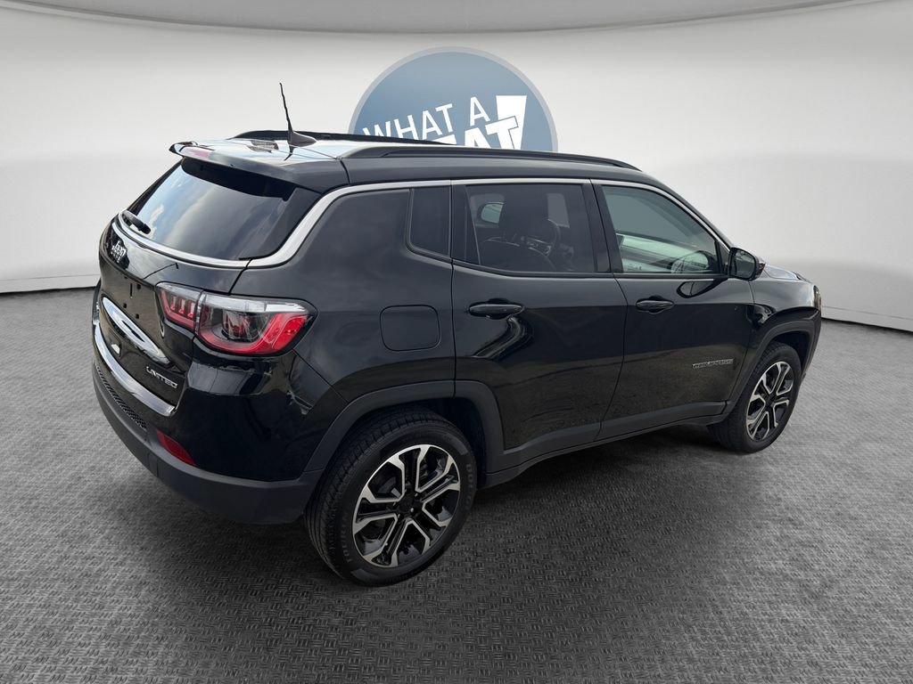 Used 2022 Jeep Compass Limited w/ Sun and Sound Group image 3