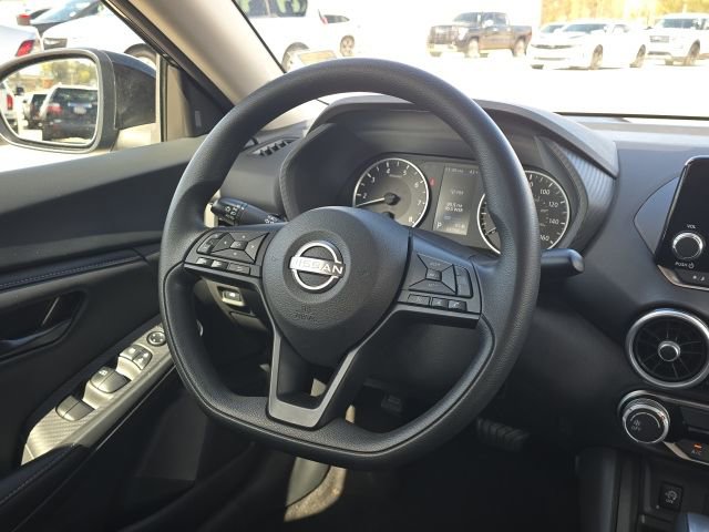 Used 2025 Nissan Sentra S FWD image 28