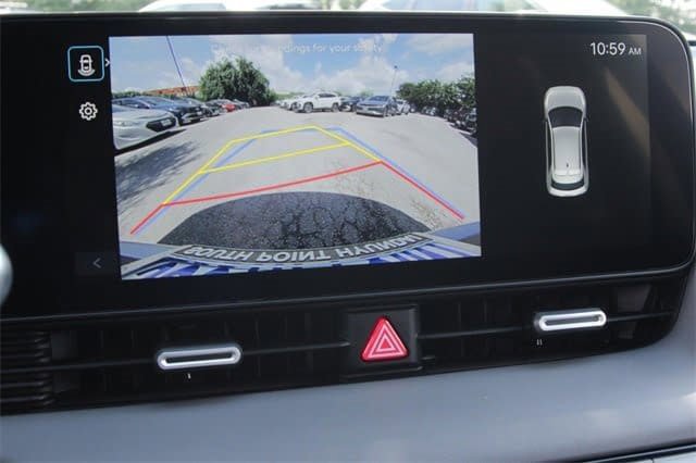 Certified 2025 Hyundai Ioniq 5 SEL image 16