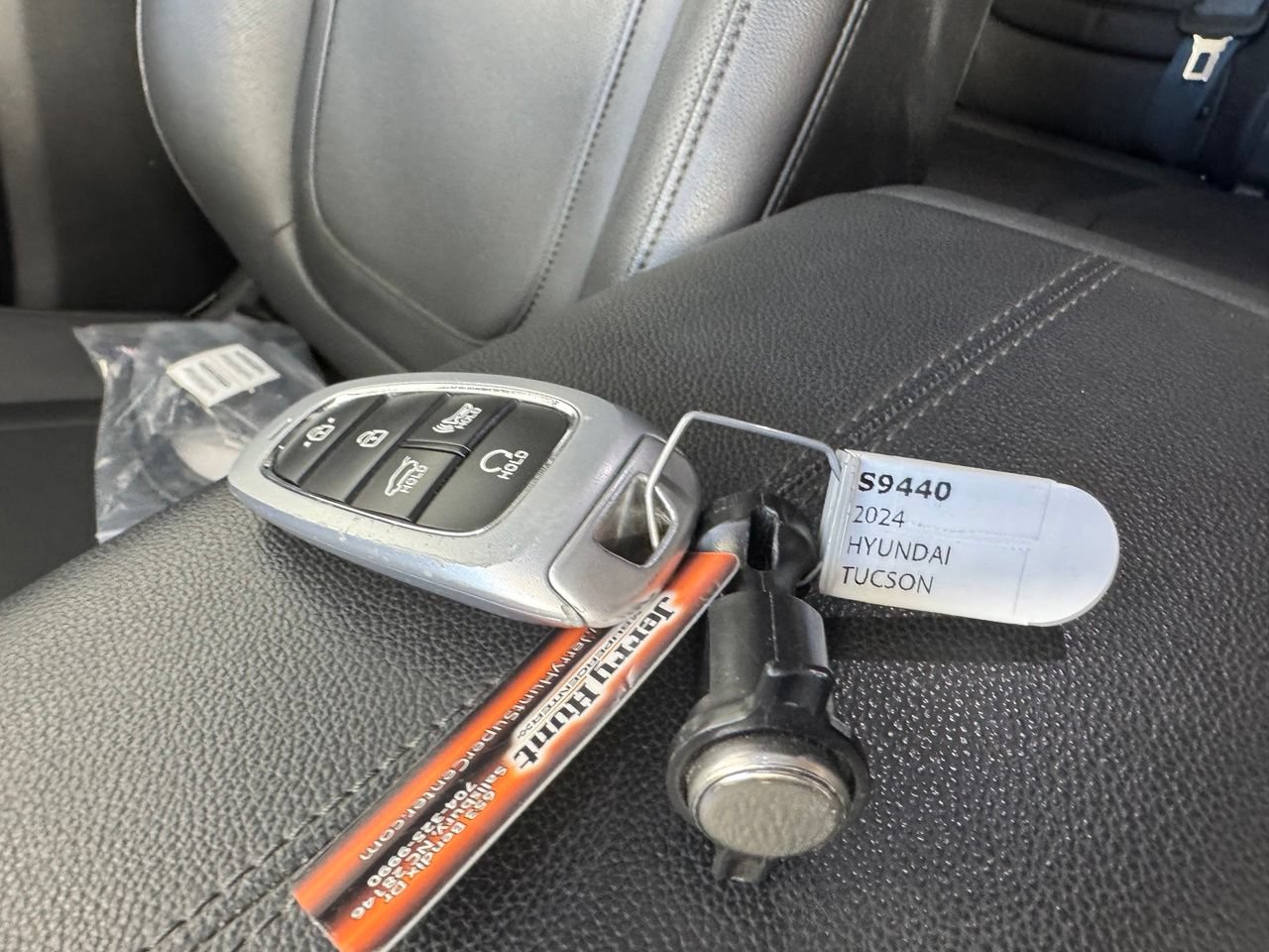Used 2024 Hyundai Tucson SEL w/ Convenience Package AWD/4WD image 3