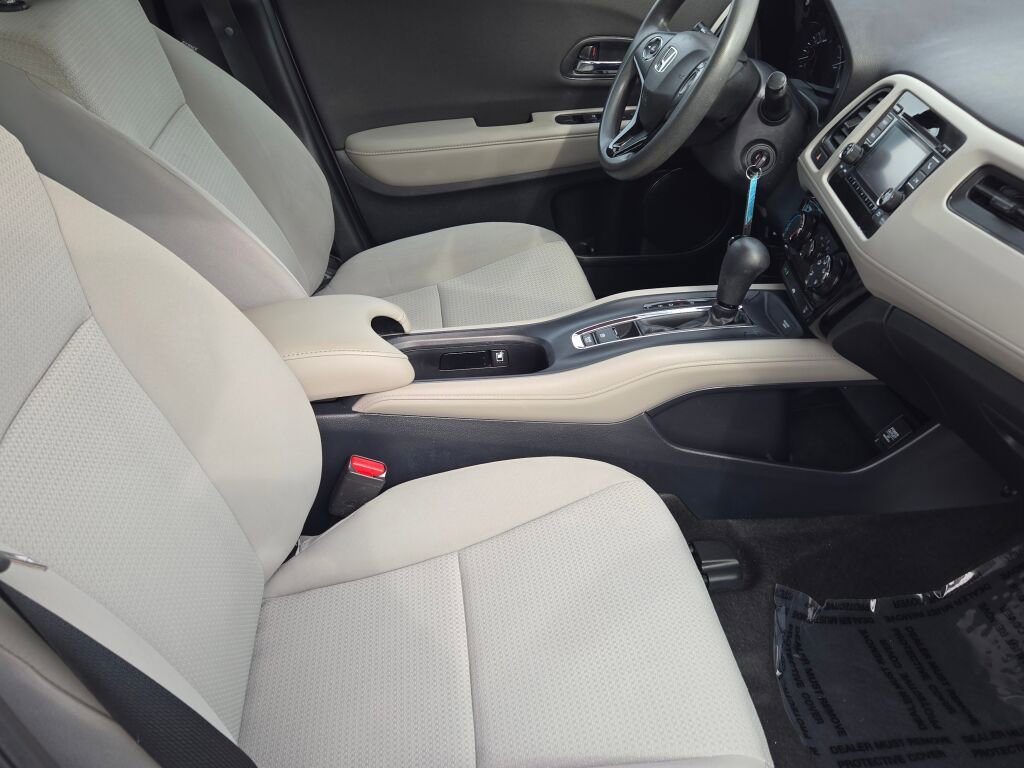 Used 2021 Honda HR-V LX image 6