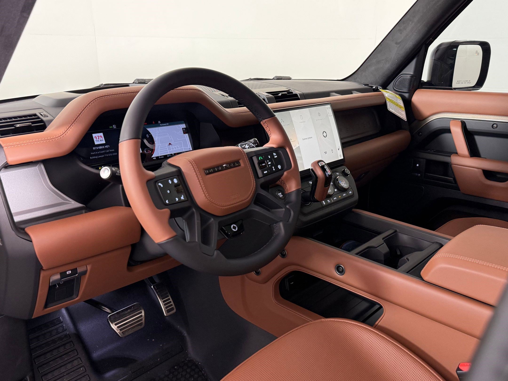 New 2026 Land Rover Defender 110 OCTA AWD/4WD image 4