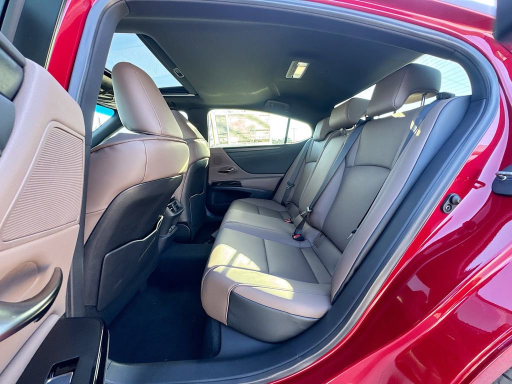 New 2025 Lexus ES 350 w/ Premium Package image 30