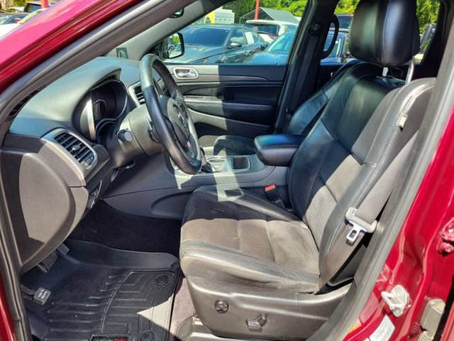 Used 2017 Jeep Grand Cherokee Altitude AWD/4WD image 20