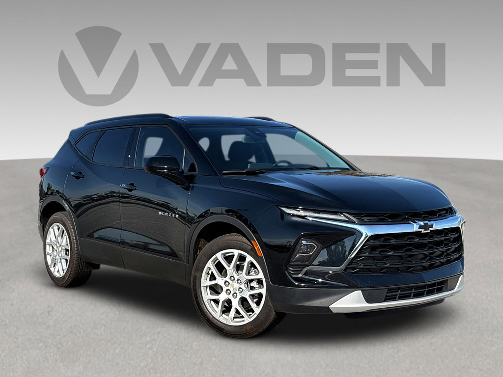 Used 2025 Chevrolet Blazer LT w/ Convenience Package