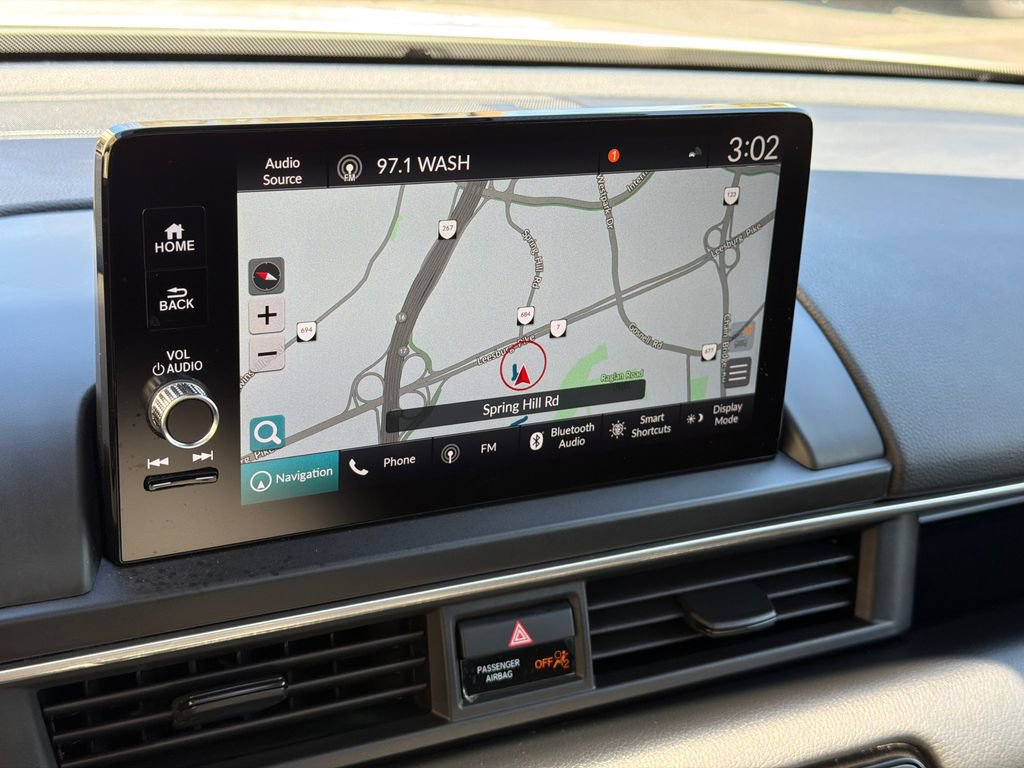 Certified 2025 Honda Pilot Touring image 28