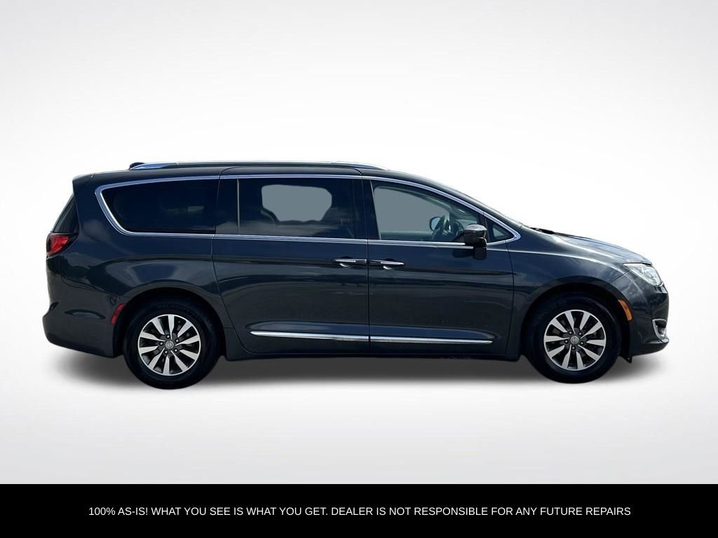 Used 2020 Chrysler Pacifica Touring-L Plus FWD image 6