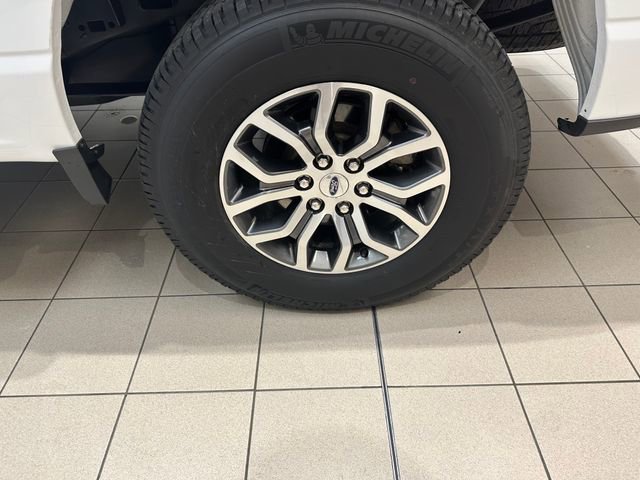 Used 2022 Ford F150 Lariat w/ Equipment Group 501A Mid AWD/4WD image 29