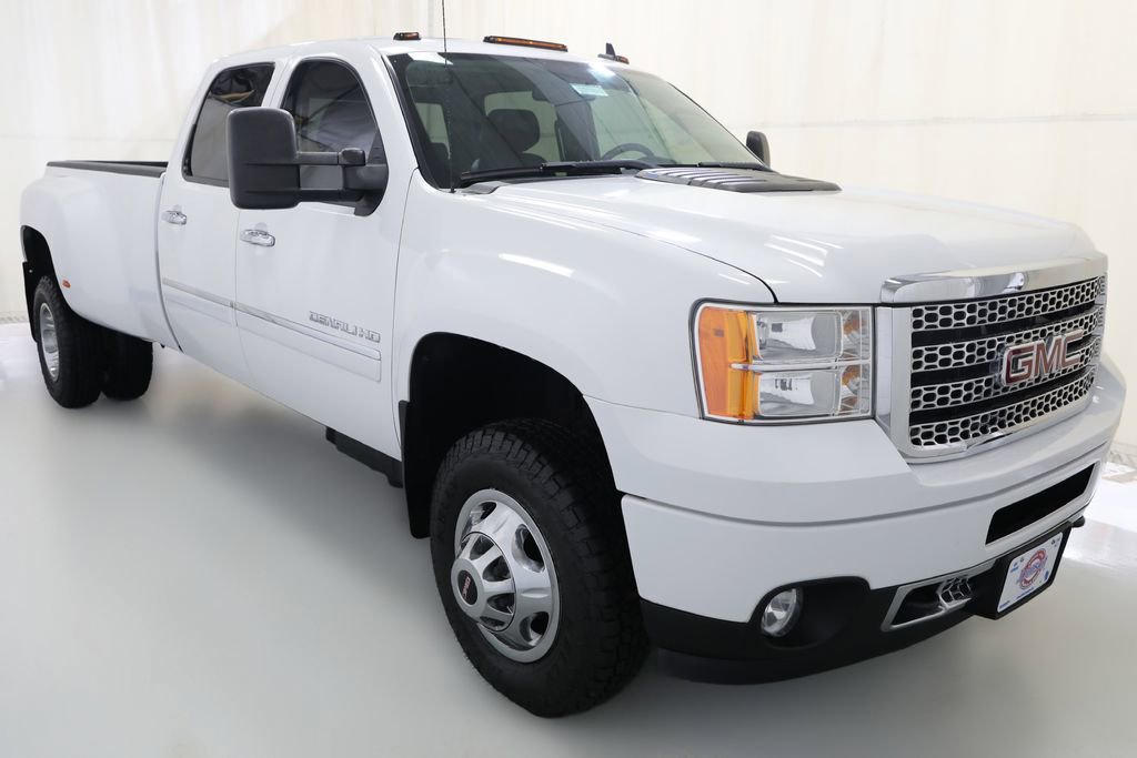 Used 2011 GMC Sierra 3500 Denali AWD/4WD image 14