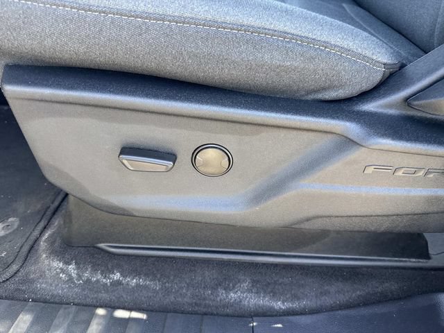 Used 2025 Ford F150 XLT w/ Equipment Group 301A Standard AWD/4WD image 18