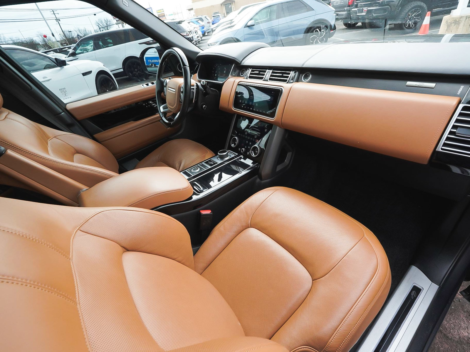 Used 2021 Land Rover Range Rover Autobiography Fifty Edition image 47