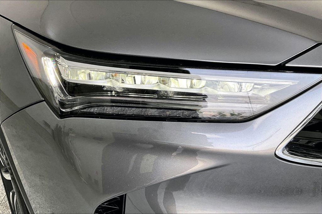 Certified 2026 Acura MDX w/ Technology Package image 37