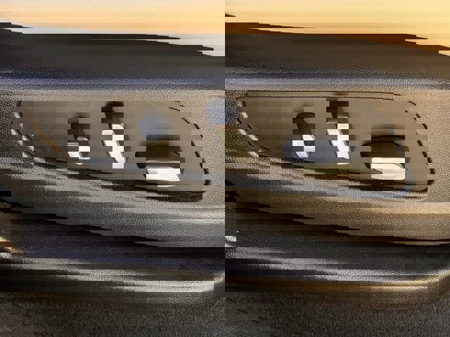 Used 2018 Cadillac XT5 Luxury w/ Driver Awareness Package image 28