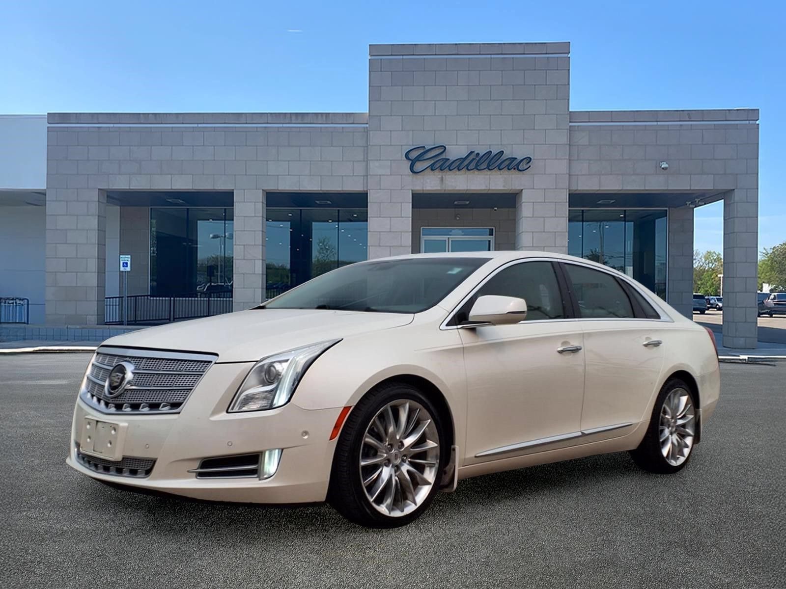 Used 2015 Cadillac XTS Platinum