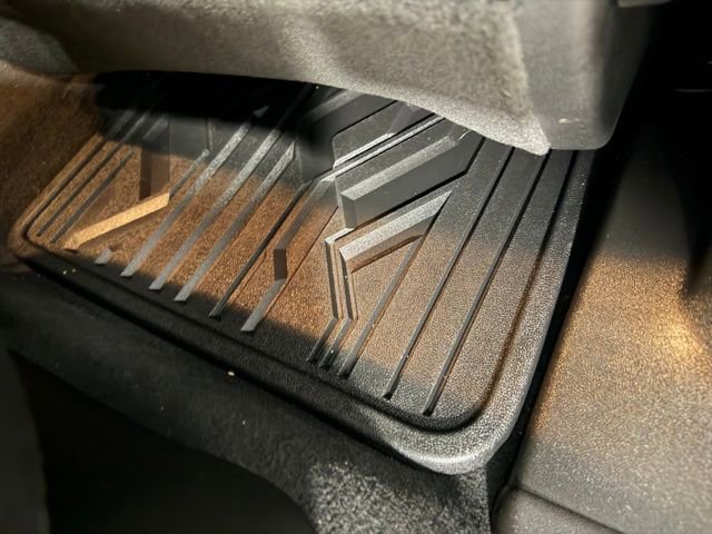 Used 2024 Chevrolet Colorado Trail Boss w/ Technology Package image 25