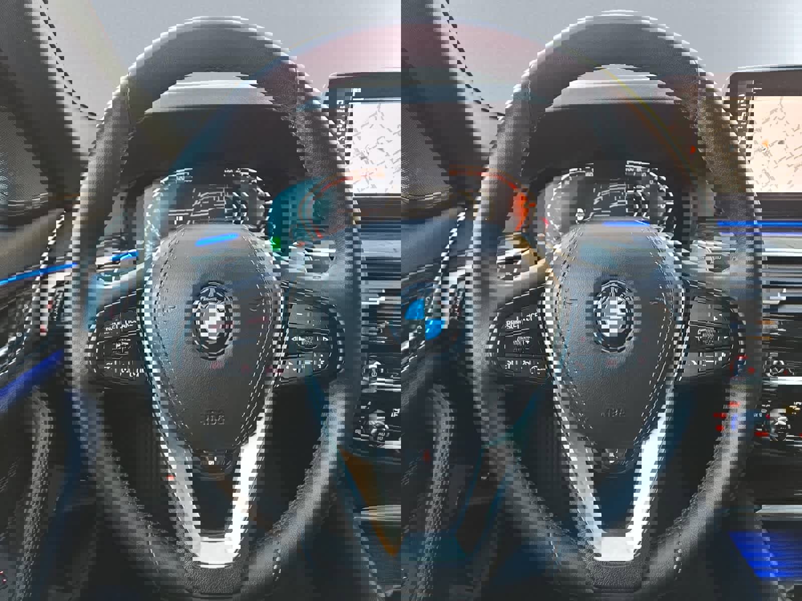 Used 2022 BMW 540i xDrive xDrive w/ Premium Package image 18