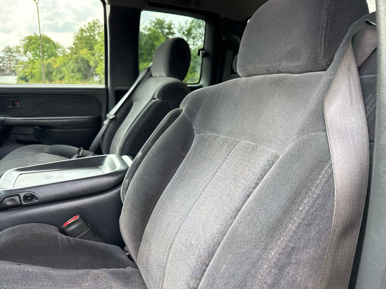 Used 2000 Chevrolet Silverado 1500 LS AWD/4WD image 15