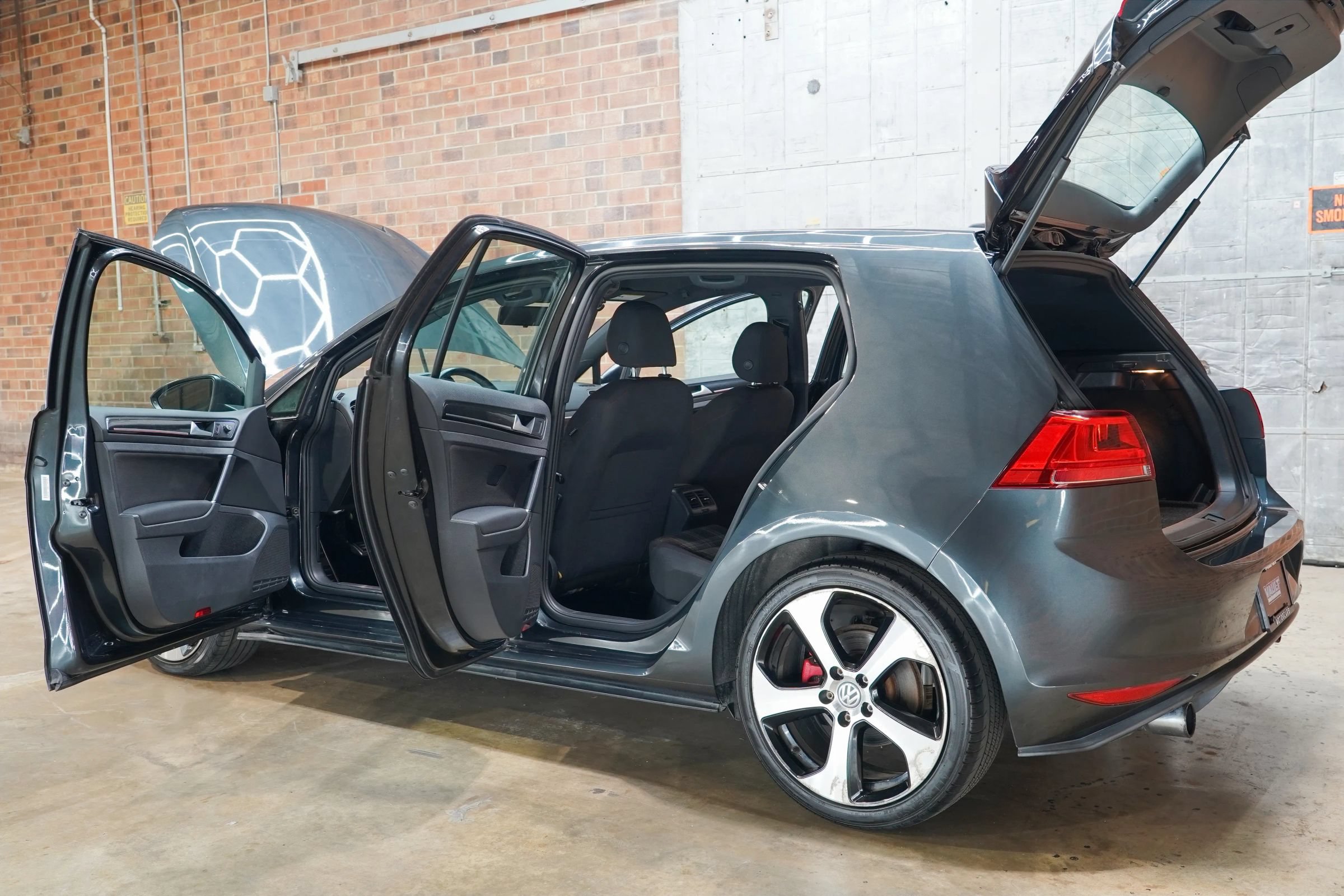 Used 2017 Volkswagen GTI S FWD image 24