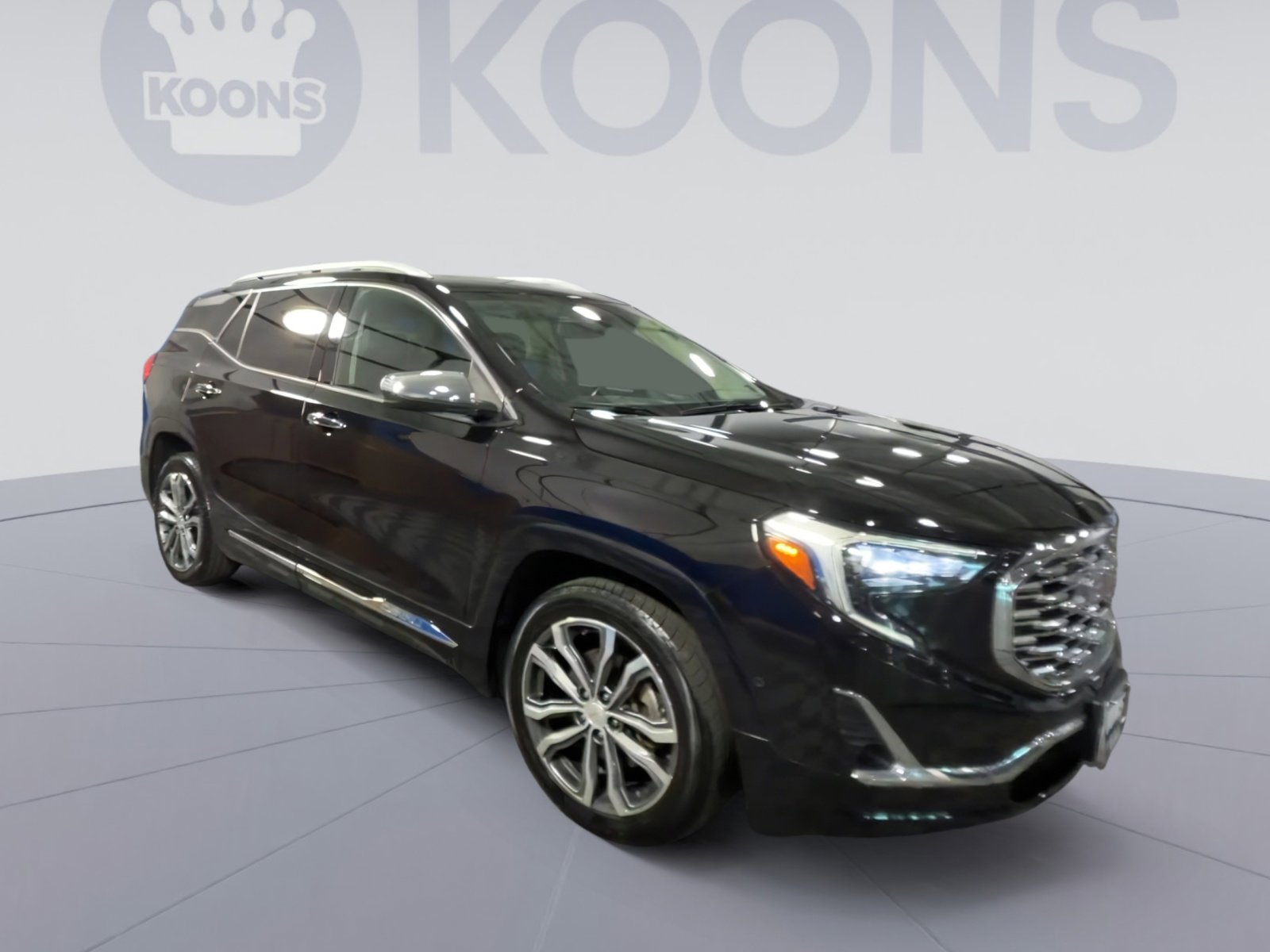Used 2018 GMC Terrain Denali w/ Advanced Safety Package AWD/4WD image 2