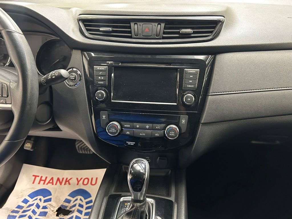 Used 2018 Nissan Rogue SV FWD image 29