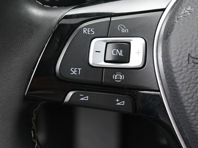 Used 2021 Volkswagen Jetta SE image 17