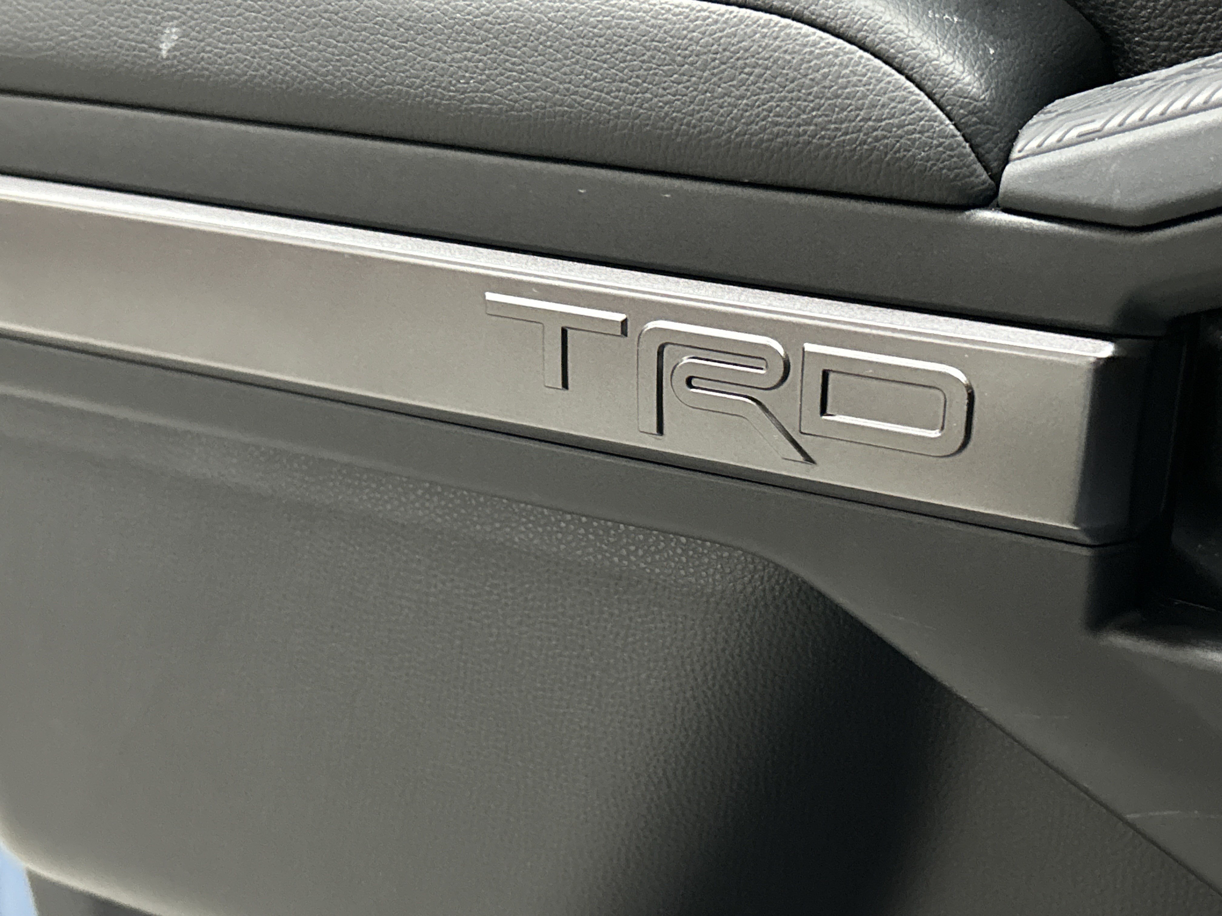 Certified 2025 Toyota 4Runner TRD Off-Road AWD/4WD image 14