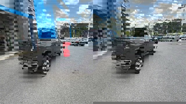 New 2025 Chevrolet Silverado 2500 LT w/ Leather Package image 3