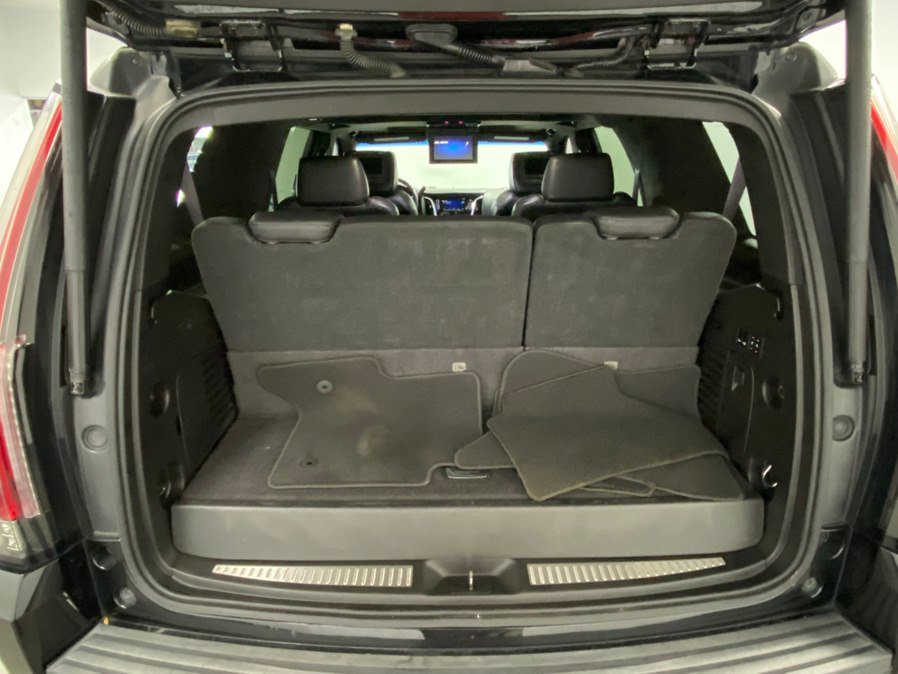 Used 2017 Cadillac Escalade Platinum AWD/4WD image 42