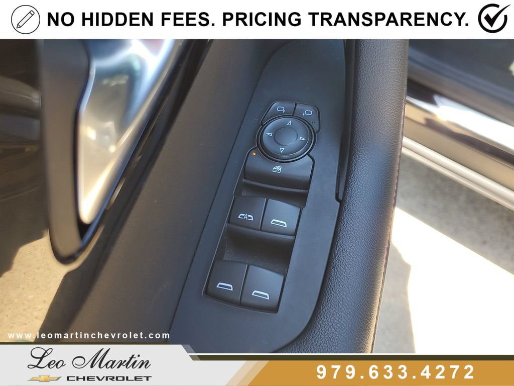 Used 2025 Chevrolet Blazer RS AWD/4WD image 19