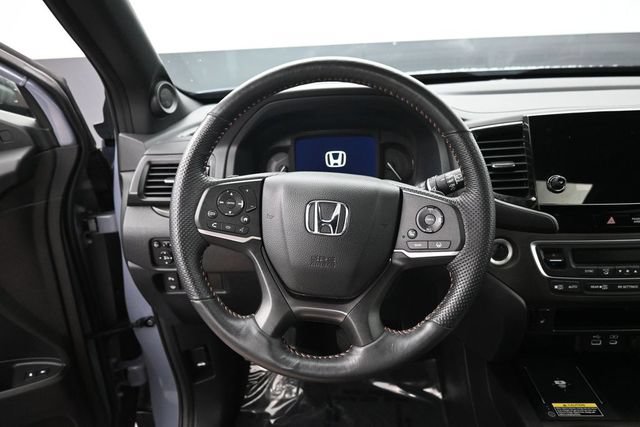 Certified 2025 Honda Passport TrailSport image 23