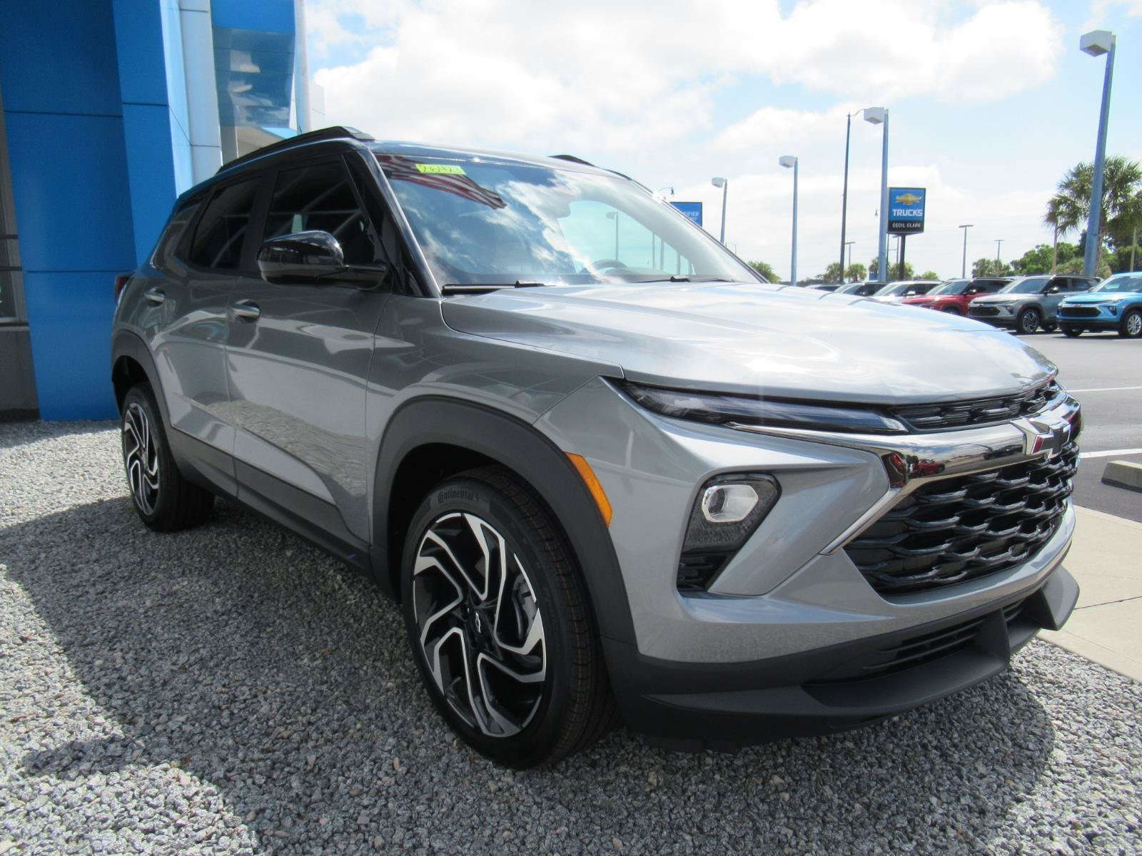 New 2026 Chevrolet TrailBlazer RS w/ Driver Confidence Package FWD image 3